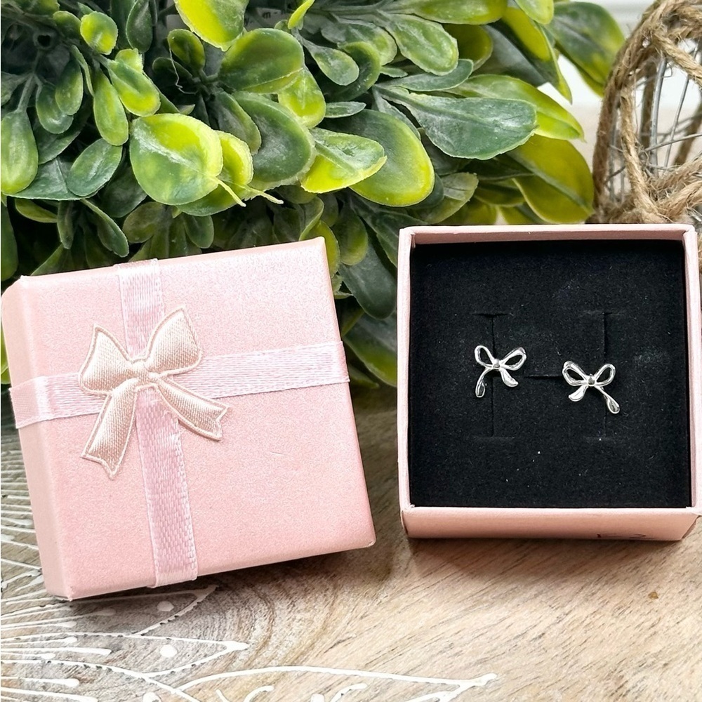 Silver Bow Earrings in Pink Gift Box